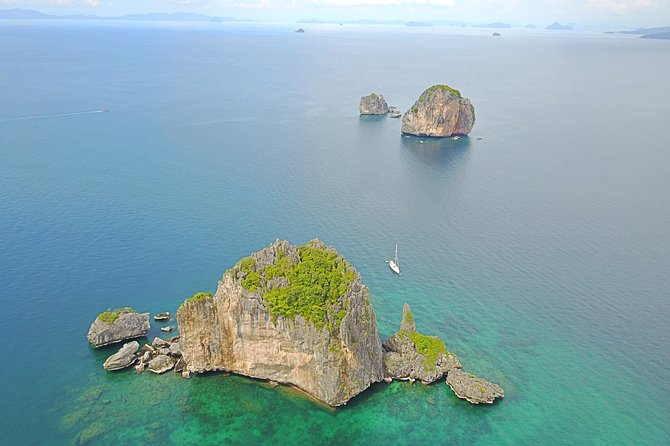 Full-Day Private Phi Phi Islands Speedboat Charter - The crew and guide make the difference