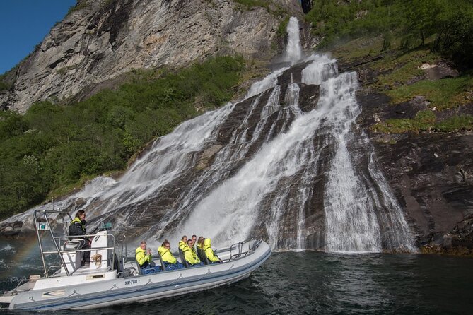 Geiranger: RIB Fjordsafari Geirangefjord - What the boat ride feels like