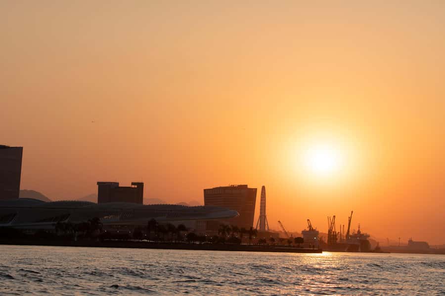 Glória: Sunset Speedboat Cruise with Drinks and Snacks - Key points to know before you book