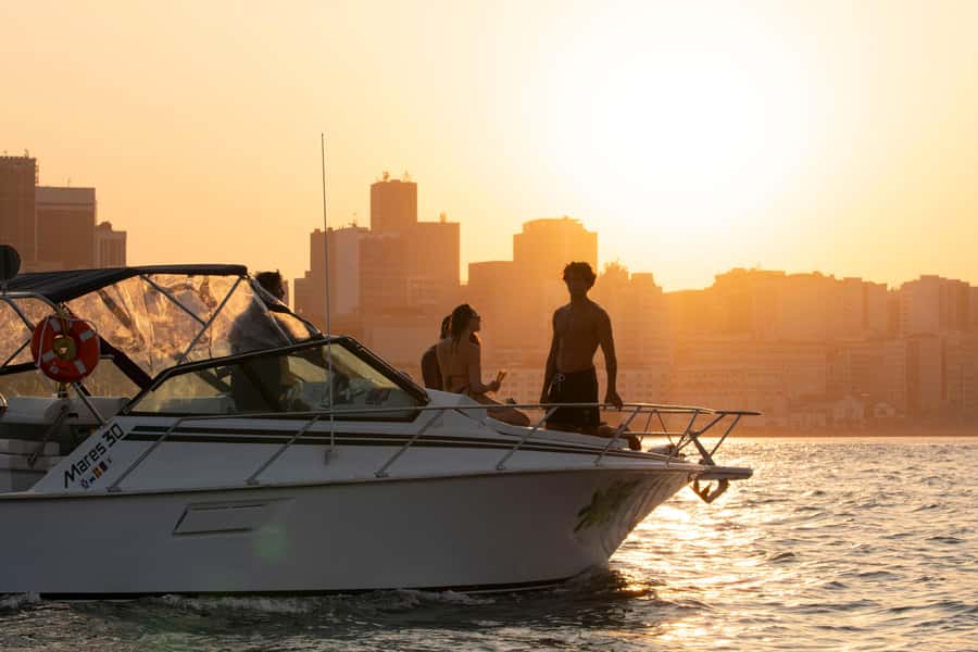 Glória: Sunset Speedboat Cruise with Drinks and Snacks - Leaving Marina da Glória with Rio ahead