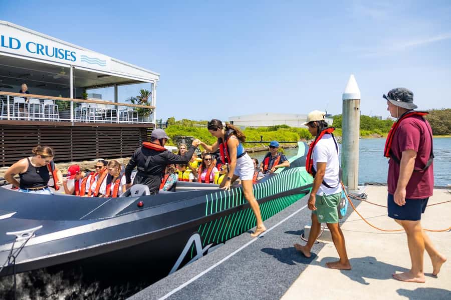 Gold Coast: Jet Boat Ride & Sea World Entry Ticket - Moving on to Sea World Marine Park