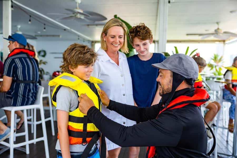 Gold Coast: Jet Boat Ride & Sea World Entry Ticket - Is the Gold Coast combo right for you?
