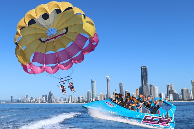Gold Coast & Surfers Paradise - Parasail & V8 Jetboat Combo - Meeting the crew at Marina Mirage