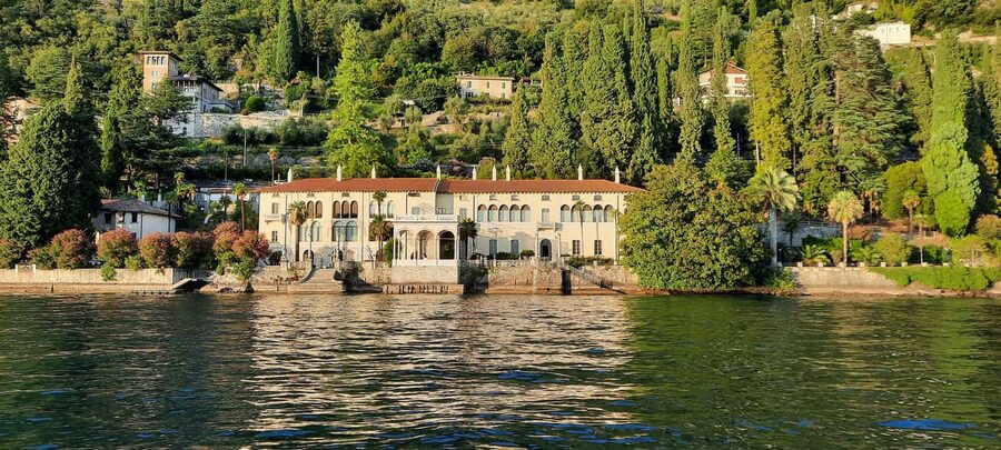 Grand Tour, on luxury speedboat at Lake Como - Bellagio, the lake’s busiest classic stop