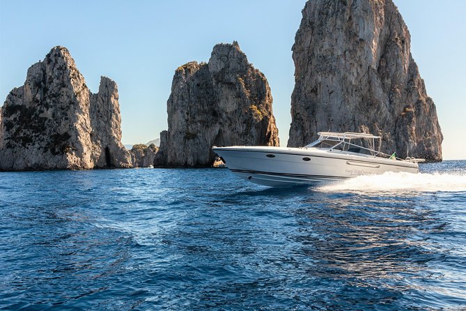Half day around Capri by Itama 38 speedboat - Bagni di Tiberio and Roman Capri