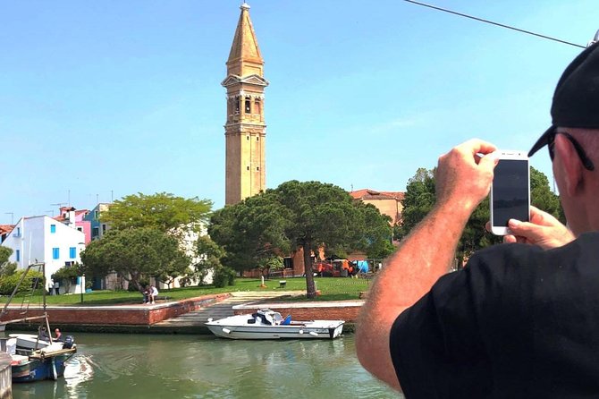 Half-Day Motorboat Cruise to Venice Lagoon Islands Murano and Burano - Burano: colorful houses and a slower hour