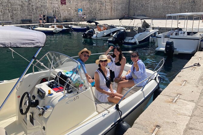 Half-Day Private Speed Boat Tour in Dubrovnik on Elaphiti Islands - What is included on the boat