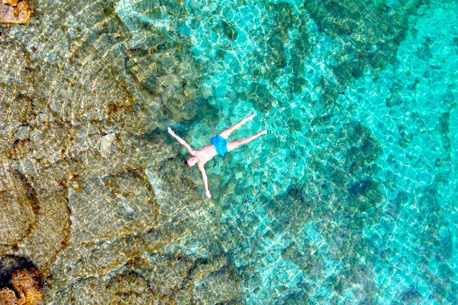 Half-day Speedboat Tour: Explore Hidden Gems of Hvar Island - Guides, mood, and the personal touch