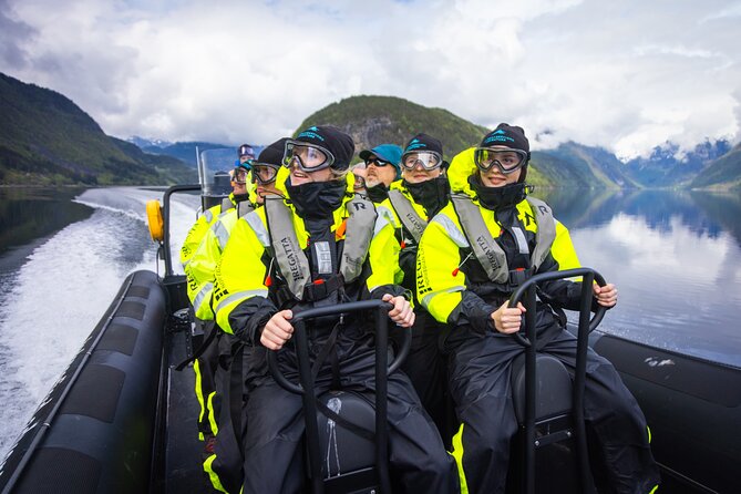 Hardangerfjord Ultimate RIB adventure from Ulvik - What the guide adds to the ride