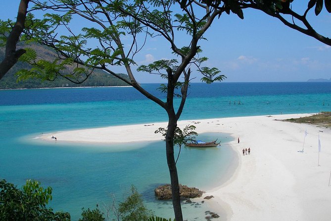 Hat Yai Airport to Koh Lipe by Minivan and Satun Pakbara Speed Boat - Timing, capacity, and the real pace of the trip