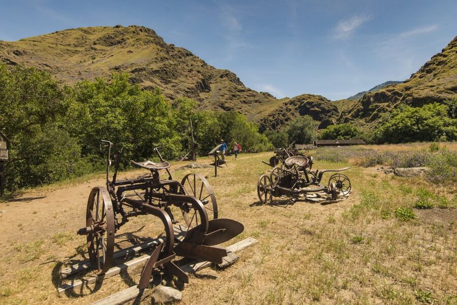 Hells Canyon: Yellow Jet Boat Tour to Kirkwood, Snake River - Practical packing advice for the river