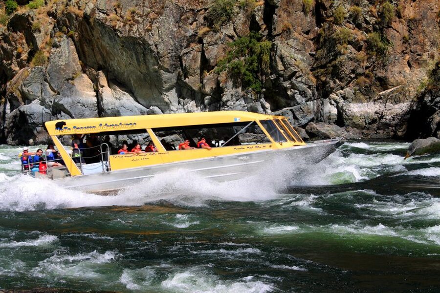 Hells Canyon: Yellow Jet Boat Tour to Kirkwood, Snake River - Leaving Hells Canyon Dam behind