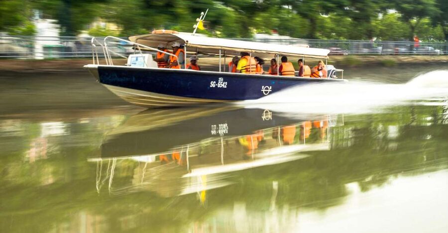 Ho Chi Minh City: Mekong Delta Full-Day Speedboat Tour - Watching the Mekong change outside the boat