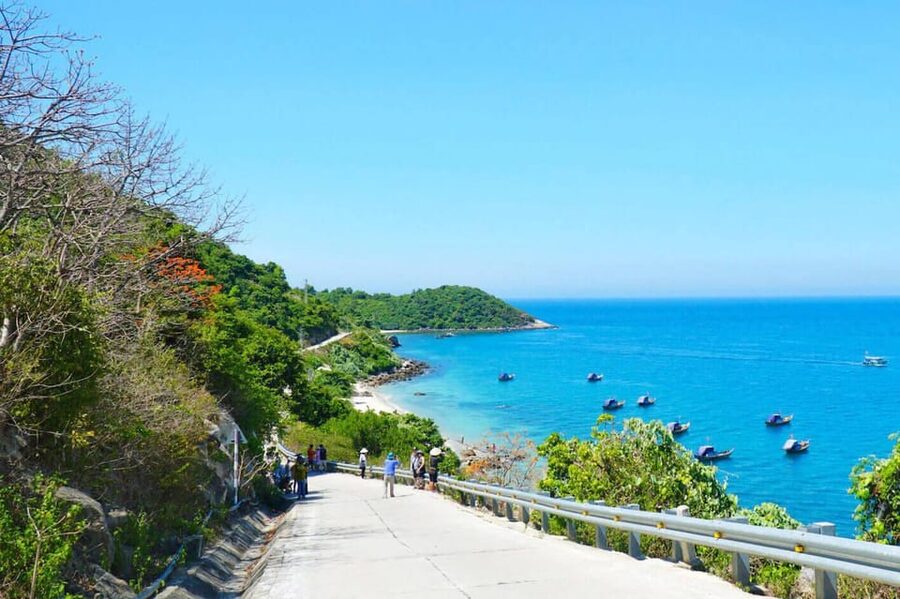 Hoi An/ Da Nang: Snorkeling Cham Island By Speedboat - Bai Chong Beach is the slowest part of the day