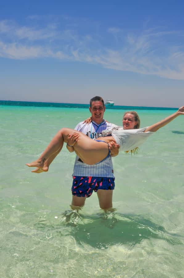 Hurghada: Private Luxury Speedboat W Snorkelling & Fruits - The optional five-minute flight