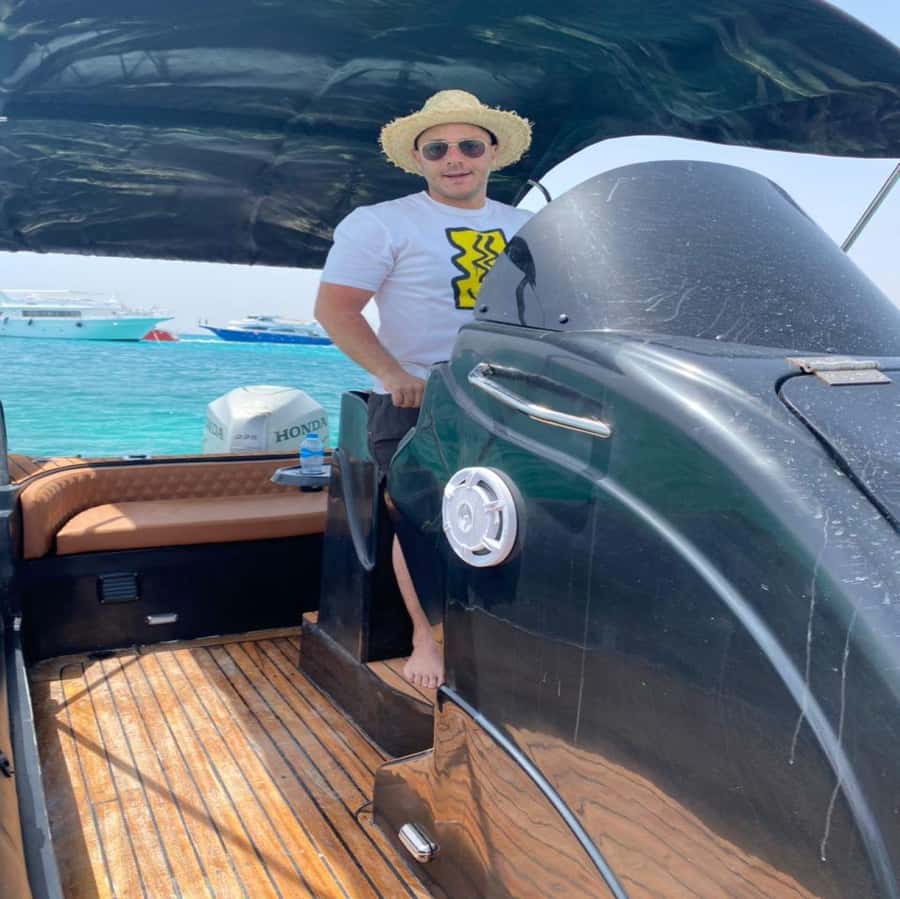 Hurghada: Private Speedboat to Dolphin House with Pickup - A private speedboat from Hurghada