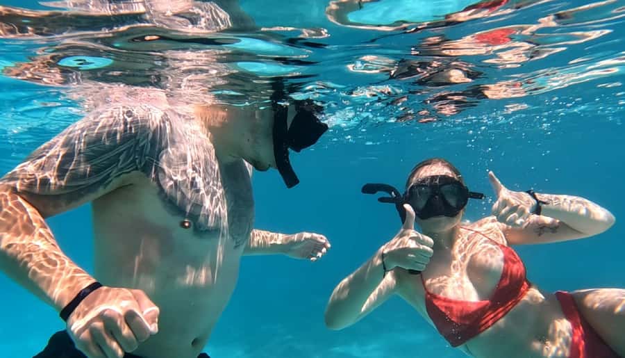 Hurghada: Private Speedboat to Dolphin House with Pickup - The optional flight over the Red Sea