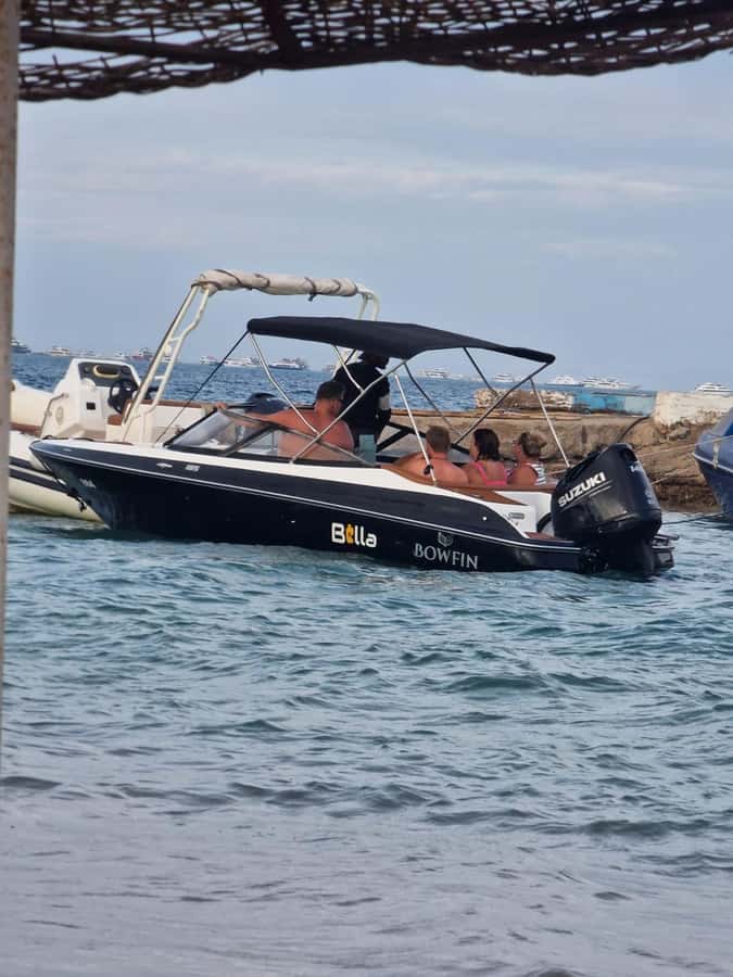 Hurghada: Private Speedboat to Magawish Island - From your Hurghada hotel to the marina