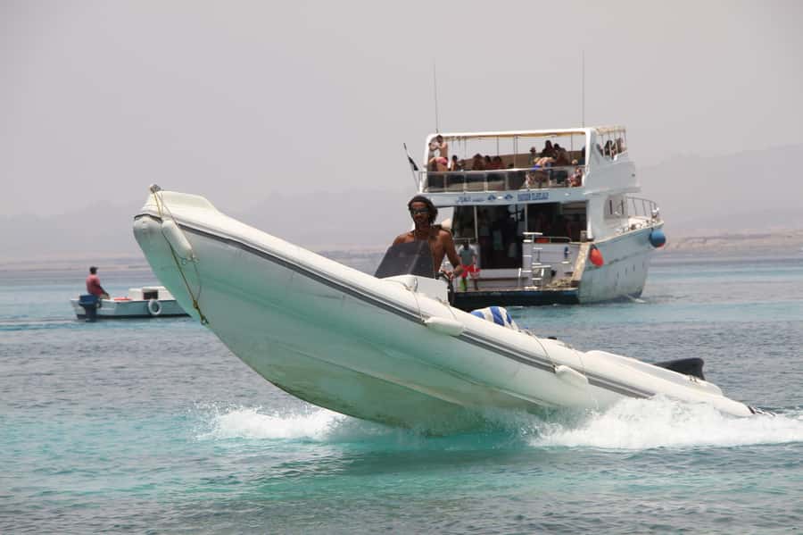 Hurghada: Private Speedboat to Orange Bay and White Island - The second island stop and the changing sandbank