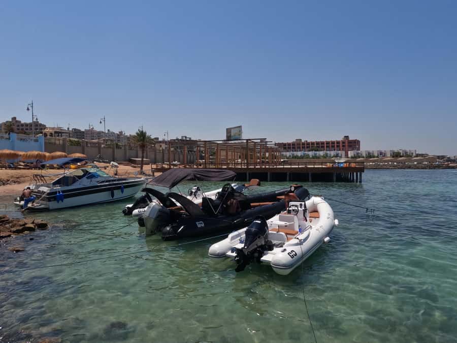Hurghada: White Island Speedboat Tour, Snorkeling, & Lunch - How the day suits different kinds of people