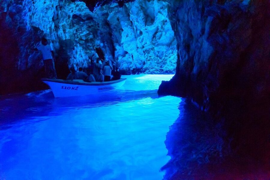 Hvar:Blue & Grenn Cave and Vis Island Private Speedboat Tour - The Blue Cave requires a second boat