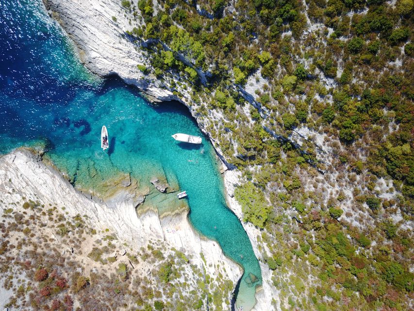 Hvar: Private Blue Cave and Vis Speedboat Tour - The Blue Cave sets the tone