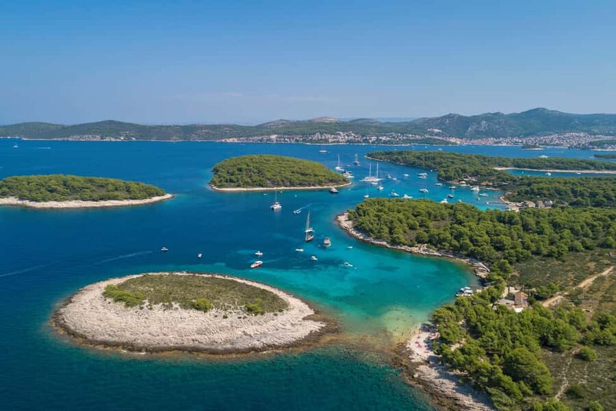 Hvar: Sunset and Pakleni Islands with a Speed Boat - What the $84 price really covers