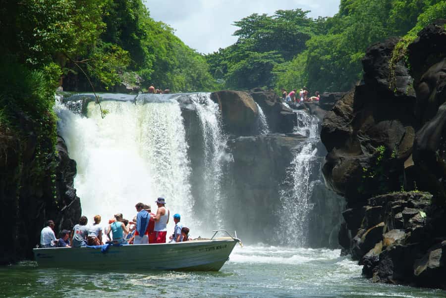 Ile aux Cerfs: Island & Waterfall Speedboat Tour with Lunch - Should you book Ile aux Cerfs by speedboat?