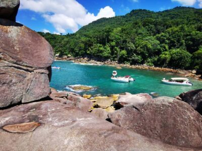 Ilha Grande: 360° Circumnavigation Speed Boat Tour – 8h