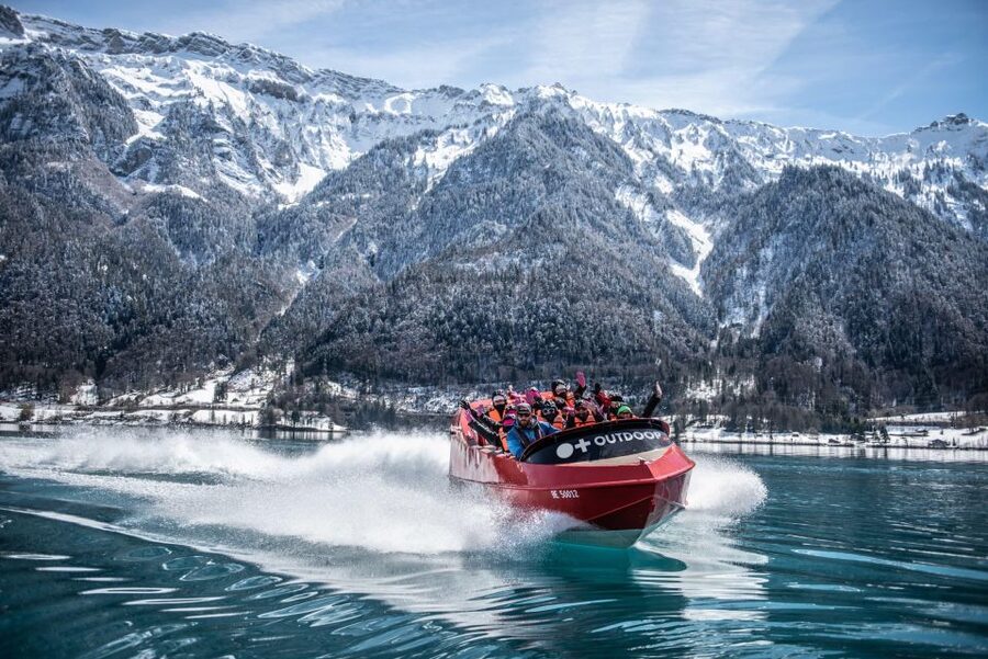 Interlaken: Winter Jetboat Ride on Lake Brienz - Arriving at the Bönigen jetboat base