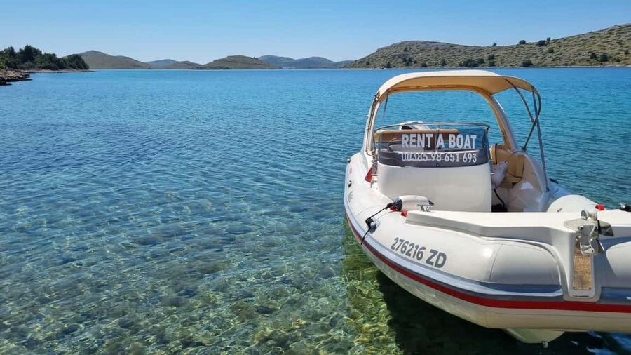 Island Adventure – Ugljan by Speedboat - Skipper Mario makes the difference