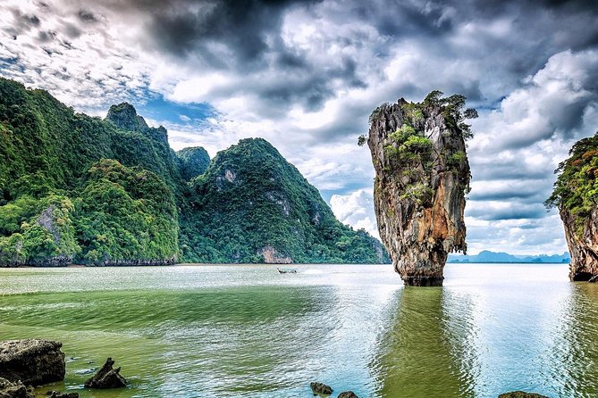 James Bond Island Adventure: Speedboat & Canoe Expedition - The morning pickup and ride to the boat