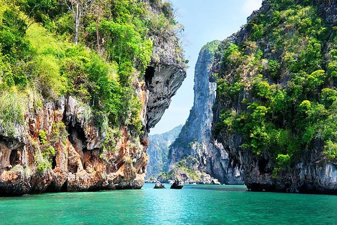 James Bond Island by Speedboat - Naka Island and time in the water