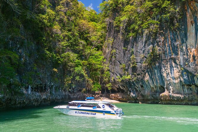 James Bond Island by Speedboat and Canoe at Hong Island - Panak Island and its cave stops