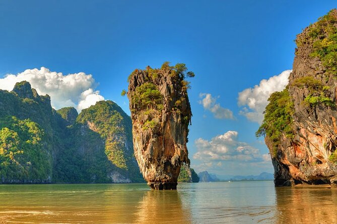 James Bond Island Premium Trip by Speed Boat - Koh Panyi: lunch in a floating village