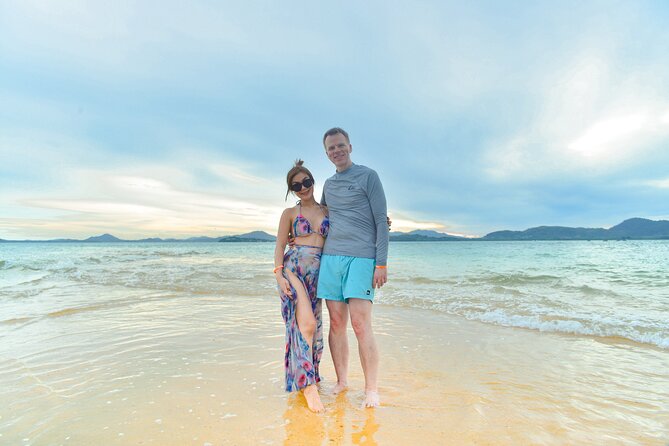 James Bond Island Speedboat Adventure from Phuket - Lunch and local life at Panyee Island