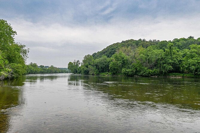 Jet Boat Adventure in the Smoky Moutains Island Pointe Tour - What to expect on the water
