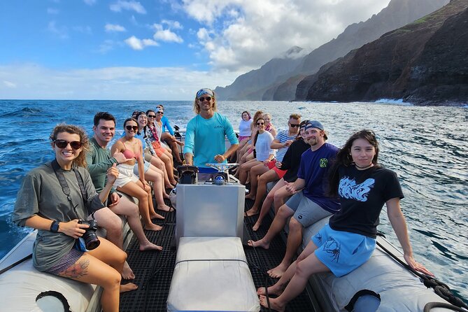 Kauai: Nā Pali Coast Zodiac Raft Expedition and Snorkeling - What the four-hour ride feels like in practice