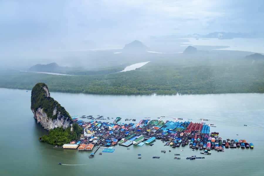 Khao Lak: James Bond and Khai Islands Day Trip by Speedboat - James Bond Island is famous for a reason, but expect company