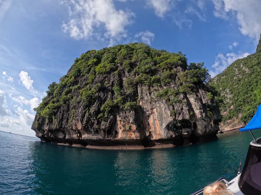 Khao Lak: Phi Phi & Bamboo Island Day Trip by Speedboat - Viking Cave and Pileh Lagoon