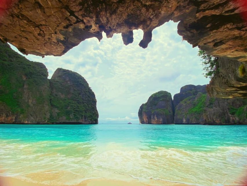 Ko Lanta: Phi Phi Day Trip by Speed Boat - Bamboo Island combines lunch and beach time