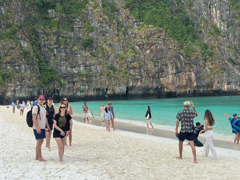 Ko Phi Phi Don: Speedboat Day Trip with Shark Snorkeling - Pileh Lagoon and the color of Phi Phi’s water
