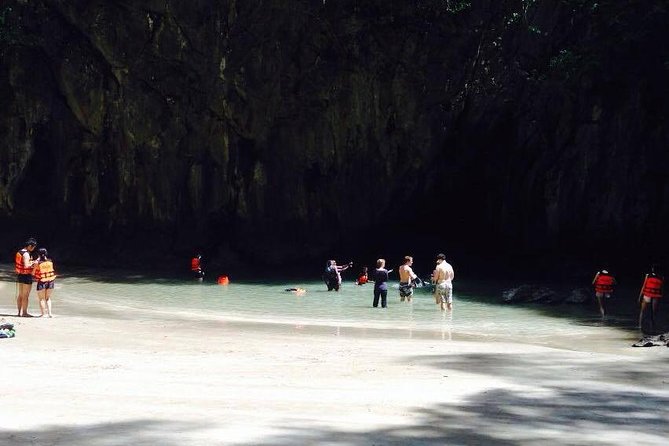 Koh Lanta: 4 Islands Tour by Speedboat with Snorkeling - Koh Ngai finishes the water activities