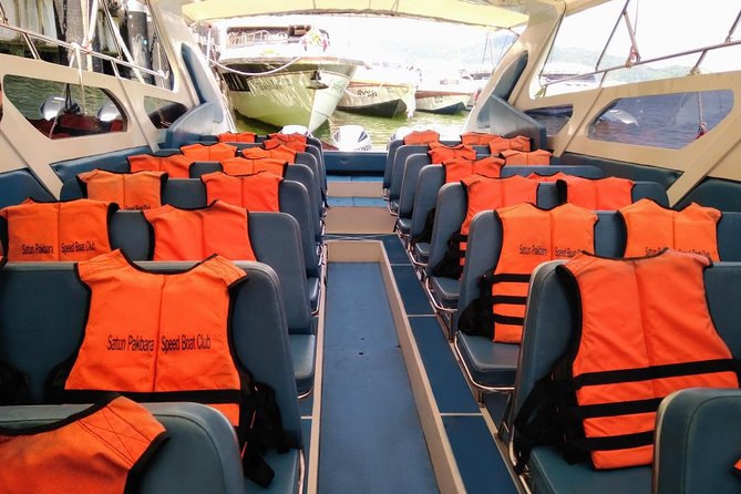 Koh Phi Phi to Phuket by Satun Pakbara Speed Boat - Arriving at Rassada Port in Phuket