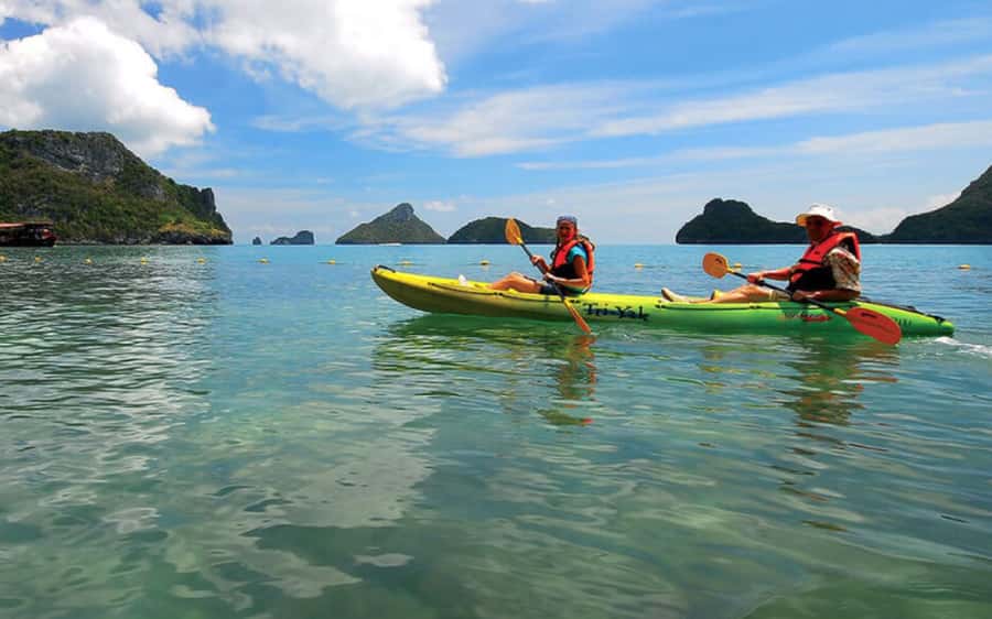 Koh Samui: Ang Thong Marine Park Day Tour by Speedboat - Snorkeling with equipment provided