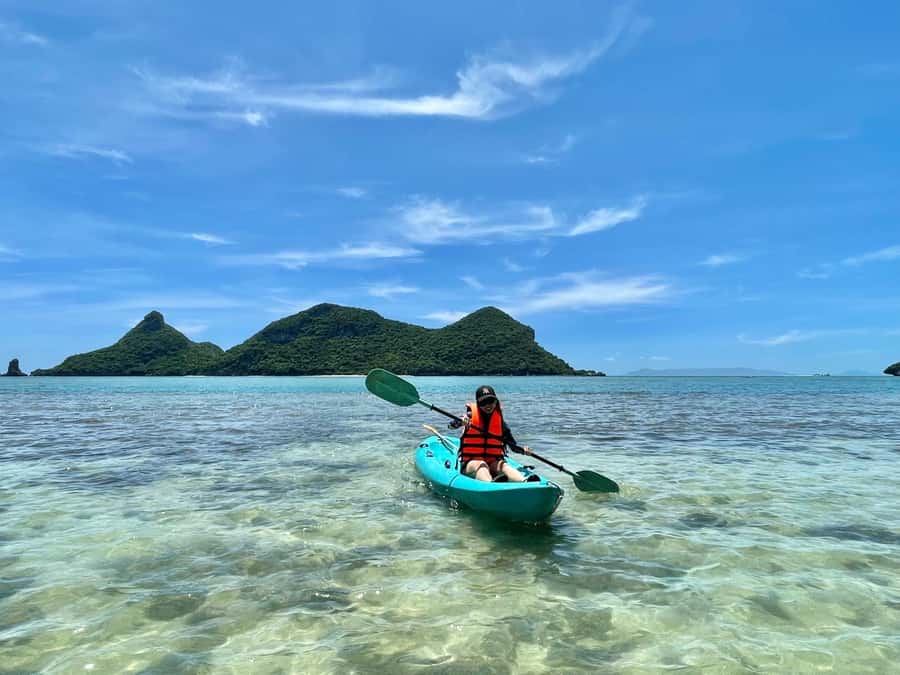 Koh Samui: Angthong Marine Park Speedboat Tour with Kayaking - Who should book this tour?