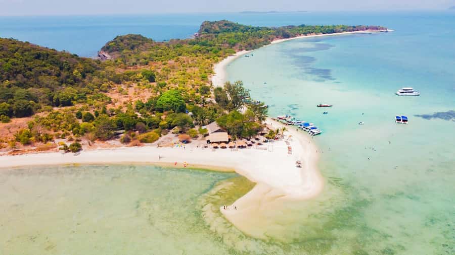 Koh Samui: Pig Island & Koh Tan Speedboat Tour with Lunch - The 30-minute speedboat ride to Koh Tan