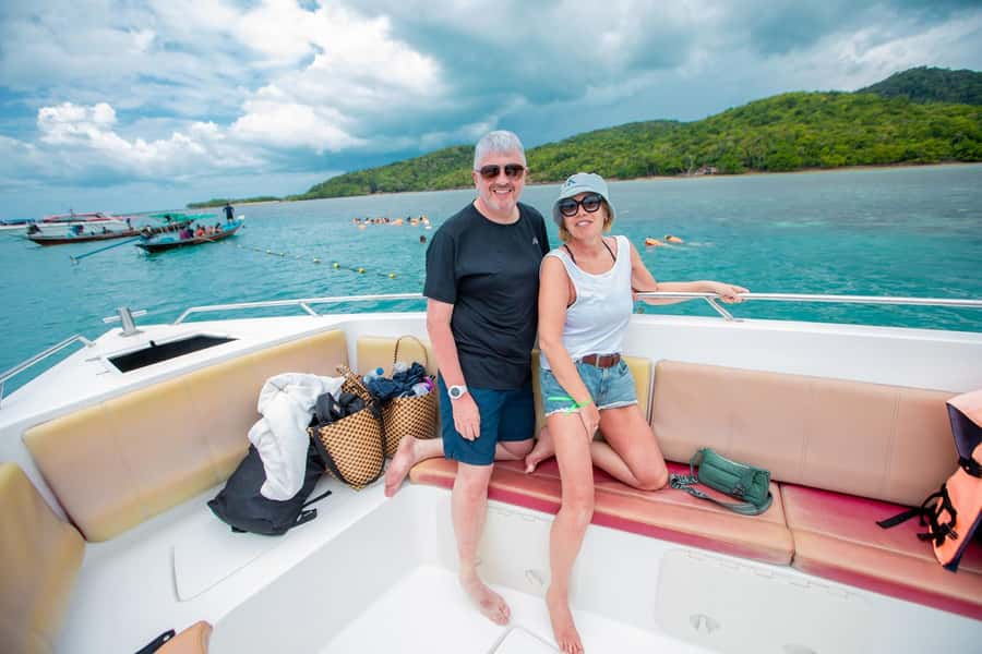 Koh Samui: Pink Dolphin Spotting & Pig Island Speedboat Tour - Watching for dolphins near the mainland coast