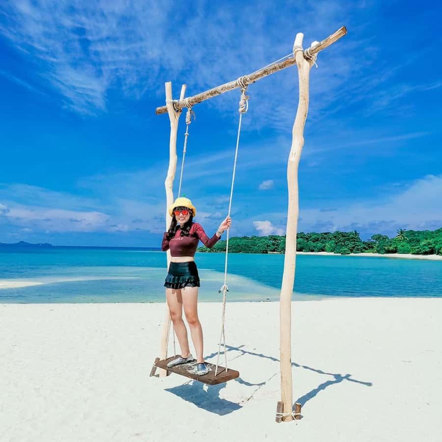 Koh Samui: Private Speedboat to Pig Island with Snorkeling - What the Pig Island stop does well, and where it falls short