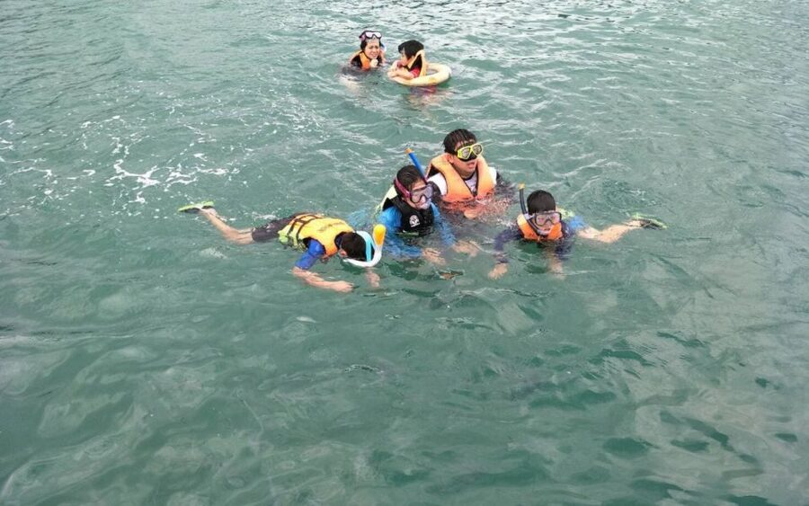 Koh Samui: Snorkeling and Kayaking by Speedboat - What to bring for a comfortable six hours